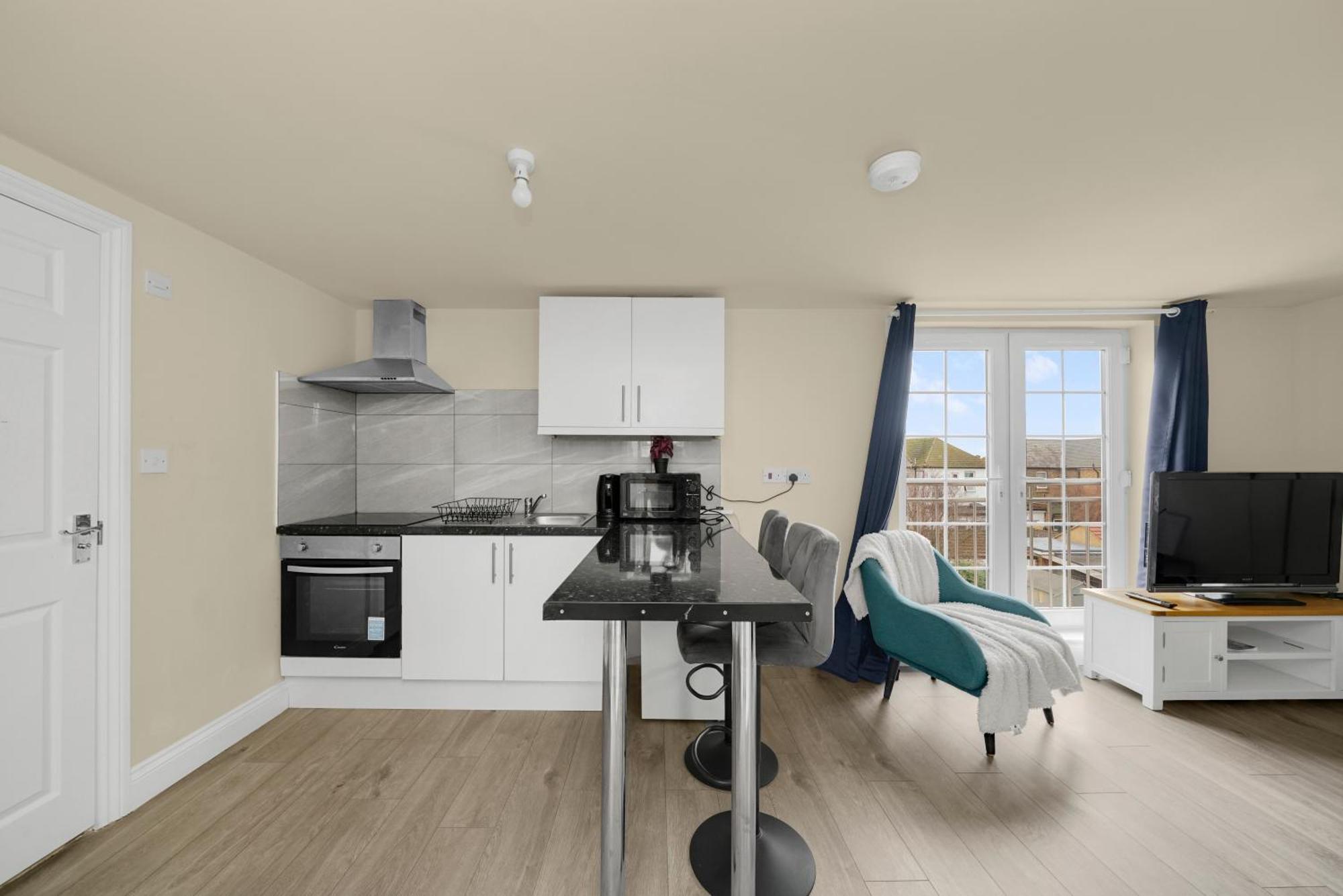 Cosy On Elizabeth Line - Free Parking Londres